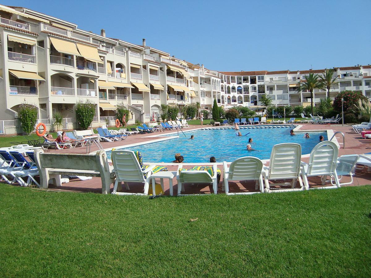 Apartment Sant Maurici By Interhome Empuriabrava Kültér fotó
